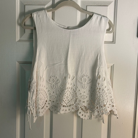Future Collective Lace Top - Picture 2 of 4